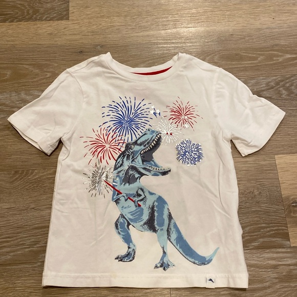 White T-Rex Shirt with Fireworks - Size 3-4 - Picture 1 of 3